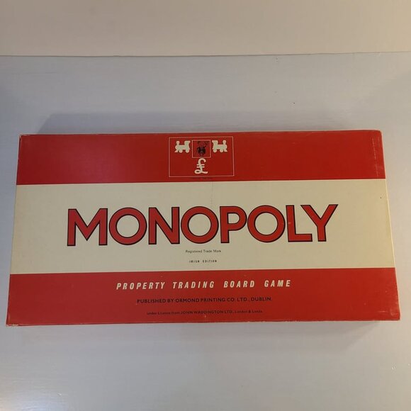 Vintage Monopoly Irish Edition 1970s (Missing 2 Pawns) - Picture 2 of 10